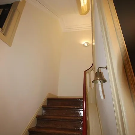 Casa 11 Cravos *